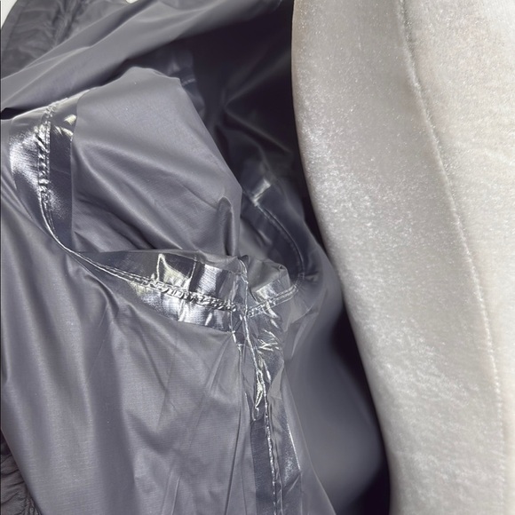 Eddie Bauer Black Packable Windbreaker Jacket Raincoat Hood Technical Jacket - Picture 9 of 16